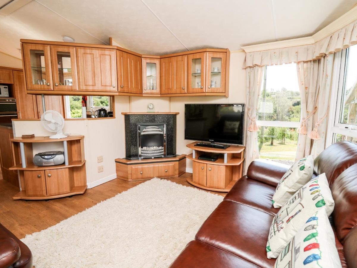 The Lodge Llanelli Luaran gambar