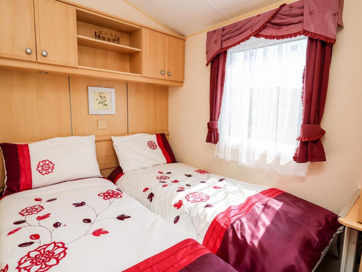 The Lodge Llanelli Luaran gambar