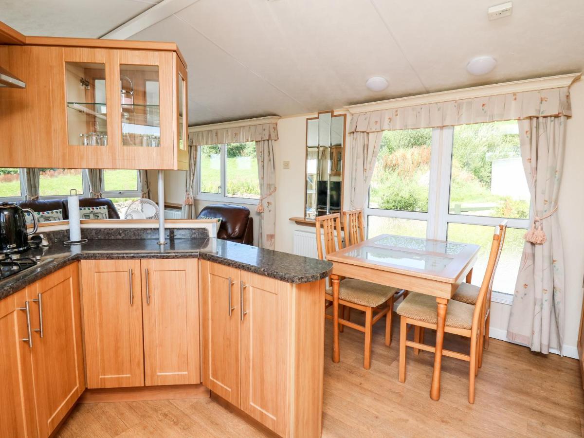 The Lodge Llanelli Luaran gambar