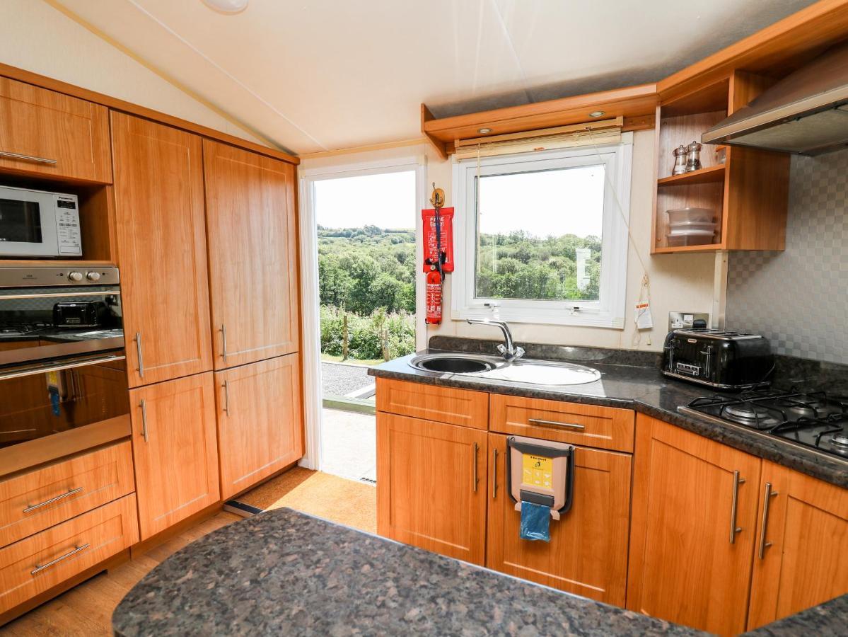 The Lodge Llanelli Luaran gambar